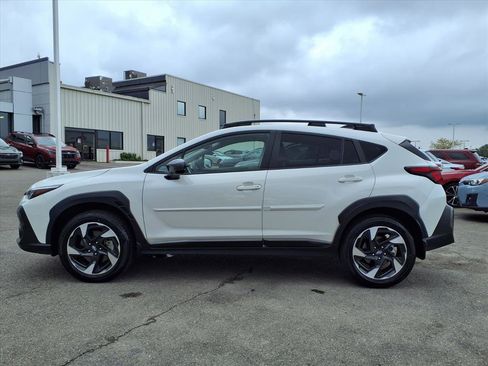 Used 2025 Subaru Crosstrek 2.5i Limited w/ Crosstrek Mirror Package image 3