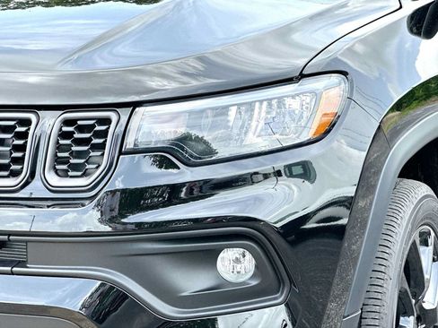New 2026 Jeep Compass Latitude AWD/4WD image 16