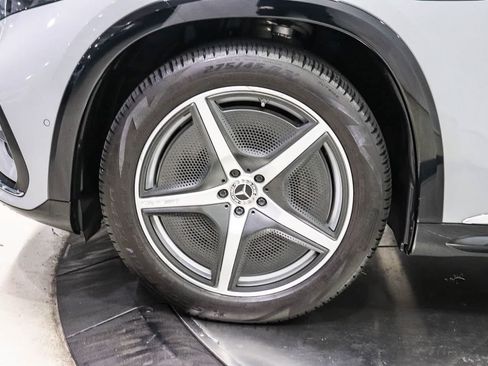 Certified 2023 Mercedes-Benz EQS 580 4MATIC SUV image 9