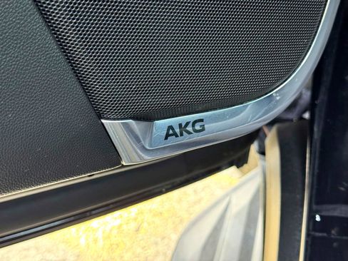 Used 2023 Cadillac Escalade Sport image 18