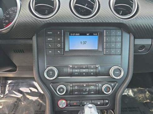 Used 2019 Ford Mustang Coupe image 20