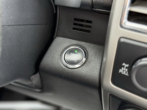 Used 2016 Ford F150 Lariat w/ Equipment Group 502A Luxury image 26