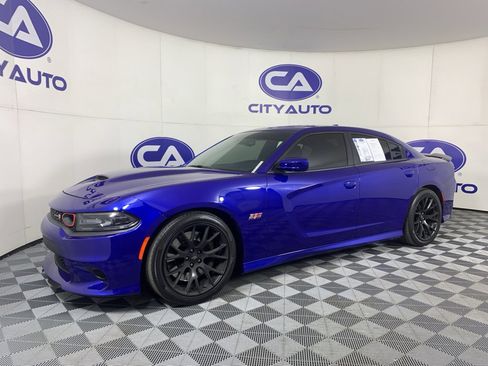 Used 2019 Dodge Charger Scat Pack w/ Dynamics Package image 7