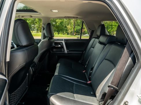 Used 2023 Toyota 4Runner Limited RWD image 14
