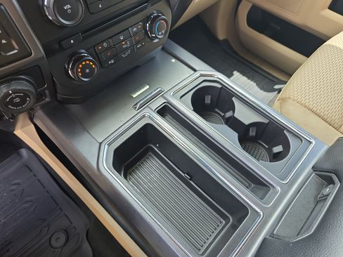 Used 2018 Ford F150 XLT w/ Equipment Group 302A Luxury AWD/4WD image 23