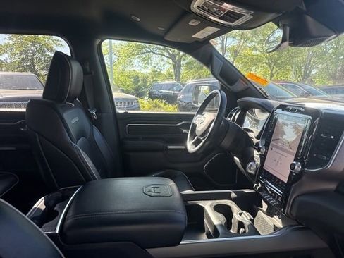 Used 2023 RAM 1500 Laramie AWD/4WD image 16