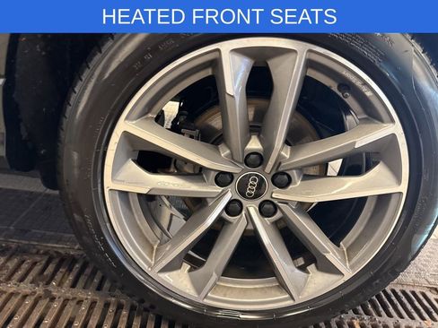 Used 2025 Audi Q3 2.0T Premium image 15