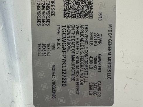 Used 2019 Chevrolet Express 2500 w/ Driver Convenience Package image 3