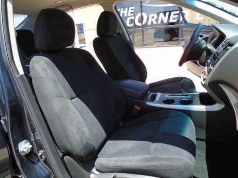 Used 2015 Nissan Altima 2.5 S w/ Power Driver Seat Package FWD image 12