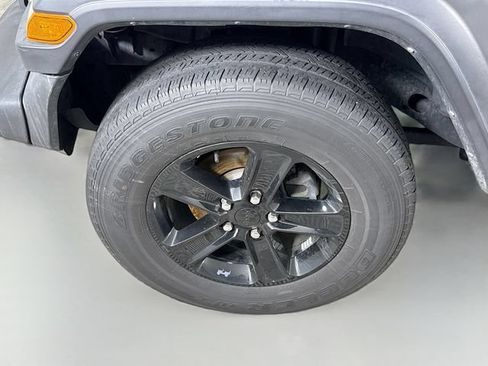 Used 2022 Jeep Wrangler Unlimited Sport AWD/4WD image 28
