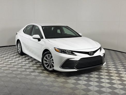 Used 2023 Toyota Camry LE AWD/4WD image 2