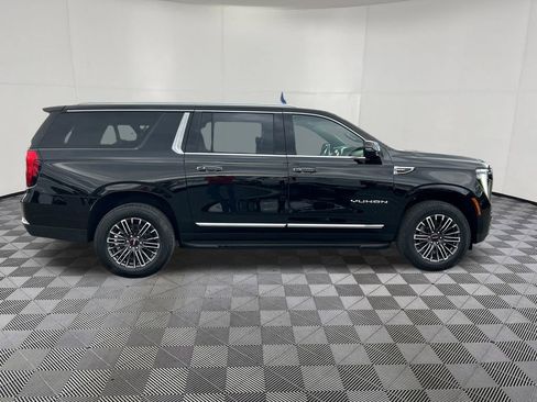 New 2026 GMC Yukon XL Elevation AWD/4WD image 11