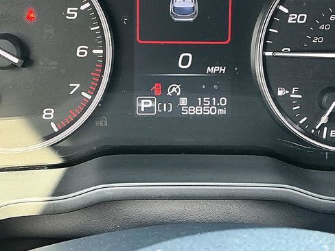 Used 2024 Subaru Crosstrek 2.0i Premium AWD/4WD image 15