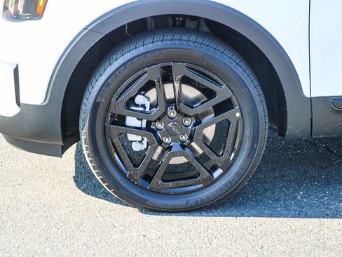 Used 2025 Kia Telluride SX Prestige X-Line image 9