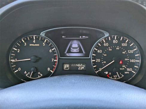 Used 2015 Nissan Pathfinder SL w/ SL Tech Package image 43