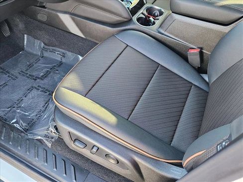 New 2026 GMC Canyon AT4 w/ Technology Plus Package image 4