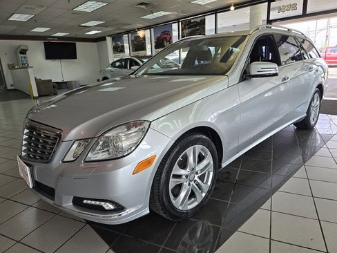 Used 2011 Mercedes-Benz E 350 4MATIC Wagon image 1