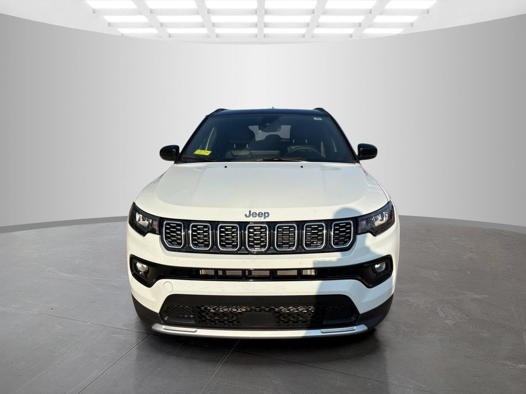 Used 2025 Jeep Compass Limited AWD/4WD image 8