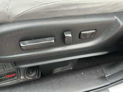 Used 2015 Honda CR-V EX image 11