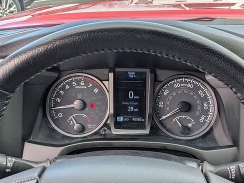 Certified 2023 Toyota Tacoma TRD Off-Road AWD/4WD image 39