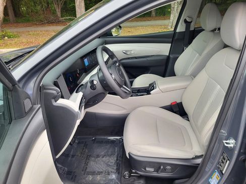Used 2025 Hyundai Tucson SEL AWD/4WD image 12