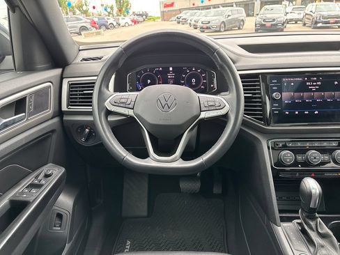 Used 2020 Volkswagen Atlas Cross Sport SEL FWD image 39