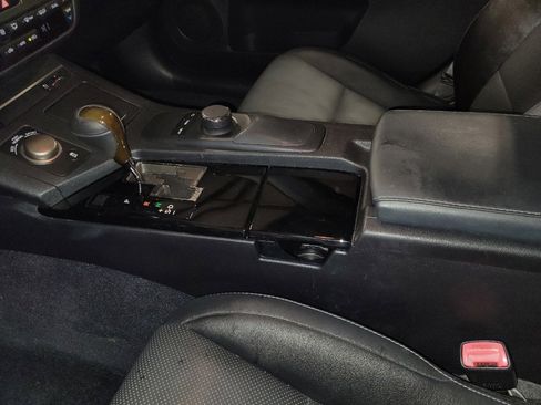 Used 2014 Lexus ES 350 w/ Premium Package image 26