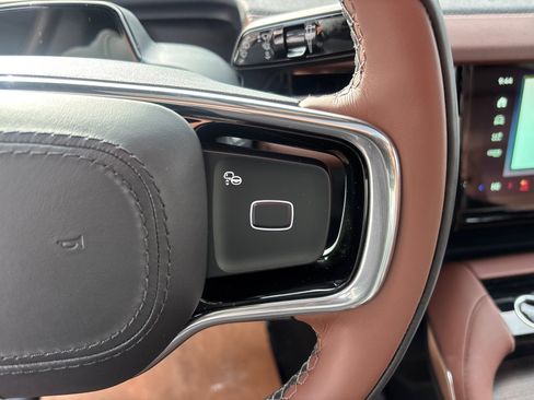 New 2026 Lincoln Navigator Reserve AWD/4WD image 17