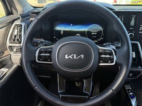 Used 2022 Kia Sorento SX Prestige w/ Rust Color Package image 12