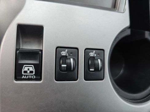 Used 2021 Toyota 4Runner SR5 Premium image 35