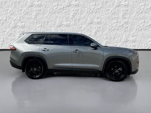 Used 2025 Toyota Grand Highlander AWD Hybrid image 2