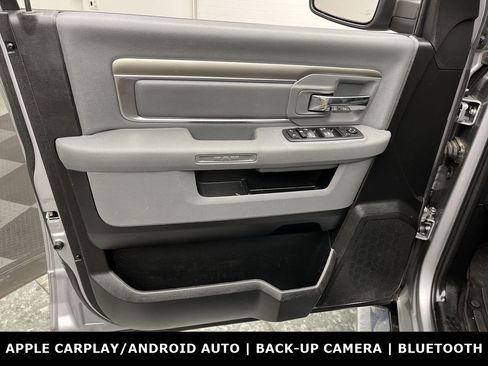 Used 2020 RAM 1500 Classic SLT AWD/4WD image 7