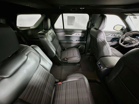New 2026 Ford Explorer ST-Line w/ ST-Line Street Pack AWD/4WD image 29