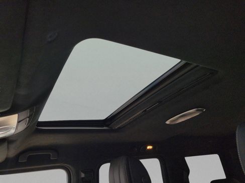 Used 2025 Mercedes-Benz G 63 AMG 4MATIC image 28