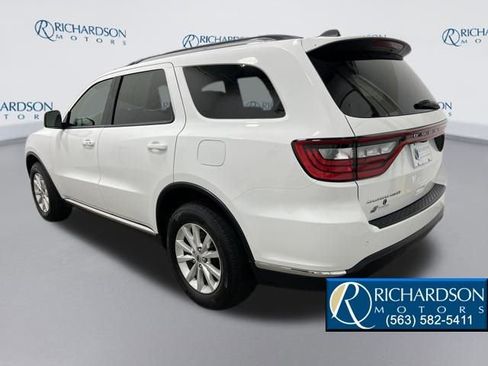 Used 2022 Dodge Durango SXT image 3
