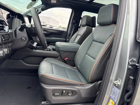 New 2026 GMC Yukon AT4 w/ AT4 Premium Plus Package AWD/4WD image 16