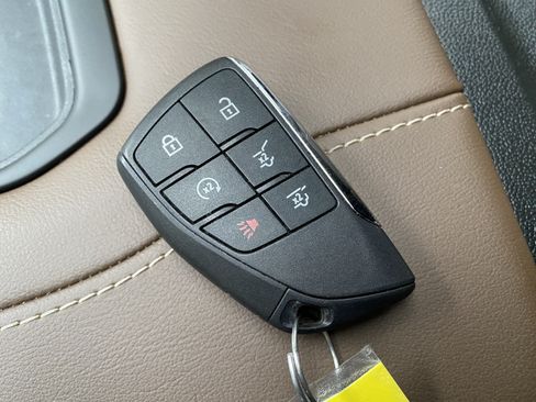 Used 2024 Chevrolet Tahoe High Country AWD/4WD image 42