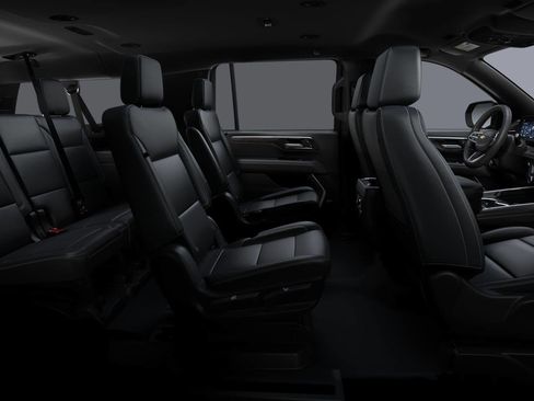 New 2026 Chevrolet Suburban LT image 7