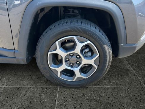 Used 2022 Jeep Compass Trailhawk w/ Trailhawk Elite Group image 9