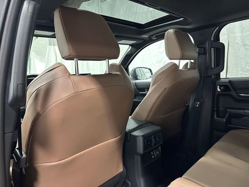 Used 2025 Toyota 4Runner Limited image 47