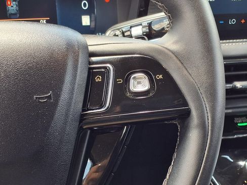 Used 2023 Lincoln Corsair FWD image 16