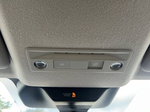 New 2026 Nissan Kicks SV w/ Cold Weather Package FWD image 8