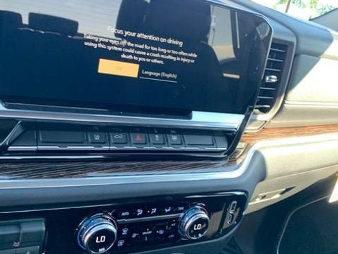New 2026 GMC Sierra 2500 SLE w/ SLE Convenience Package AWD/4WD image 21