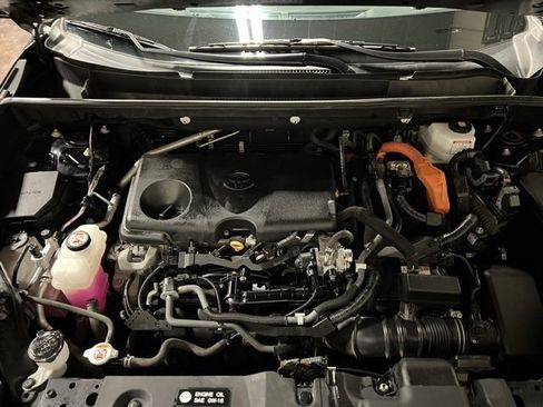 Used 2022 Toyota RAV4 XLE image 44