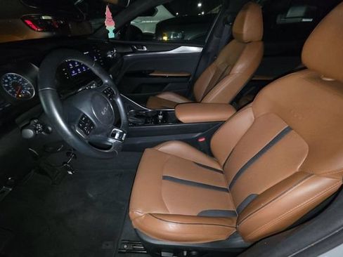 Used 2024 Kia K5 GT FWD image 3