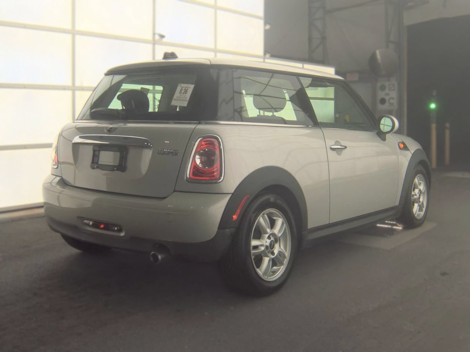 Used 2013 MINI Cooper Hardtop FWD image 3