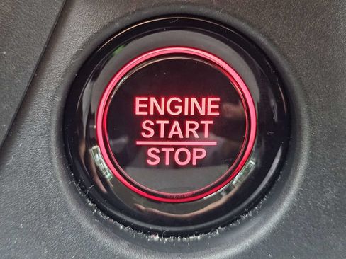 Used 2025 Honda Pilot EX-L image 28
