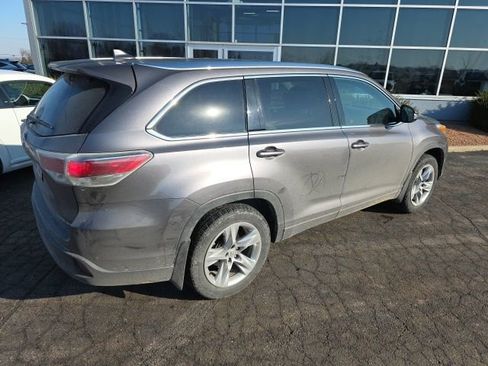 Used 2015 Toyota Highlander Limited Platinum image 11