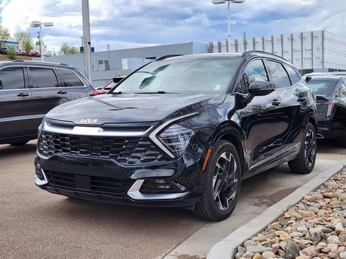 Used 2024 Kia Sportage SX image 9