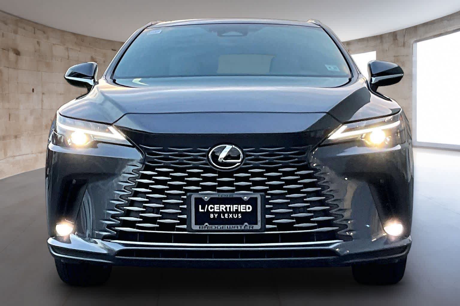 Used 2026 Lexus RX 350 Premium w/ Accessory Package (Z1) AWD/4WD image 2